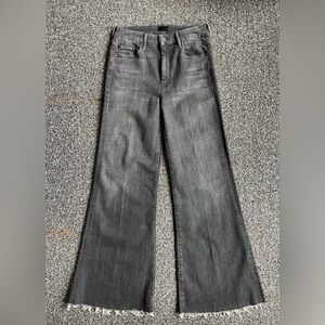 Mother Roller Fray Jeans in Sharing Secrets sz 28